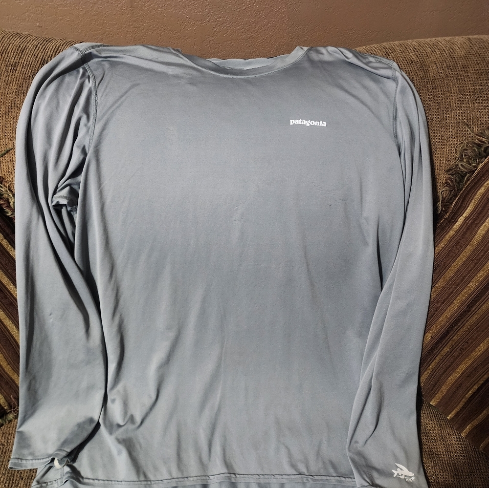 Patagonia Men's Slate Long Sleeve Tee. One Sleeve Has A Band Showing A little.